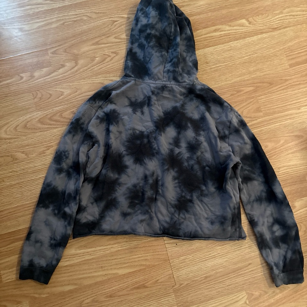 Fifth Sun Charcoal Tie-Dye Cropped Hoodie